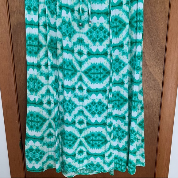 Women’s 1X AGB WOMAN Green Tie Dye Print Pull On Maxi Skirt Side Slits Rayon EXC - Picture 4 of 12